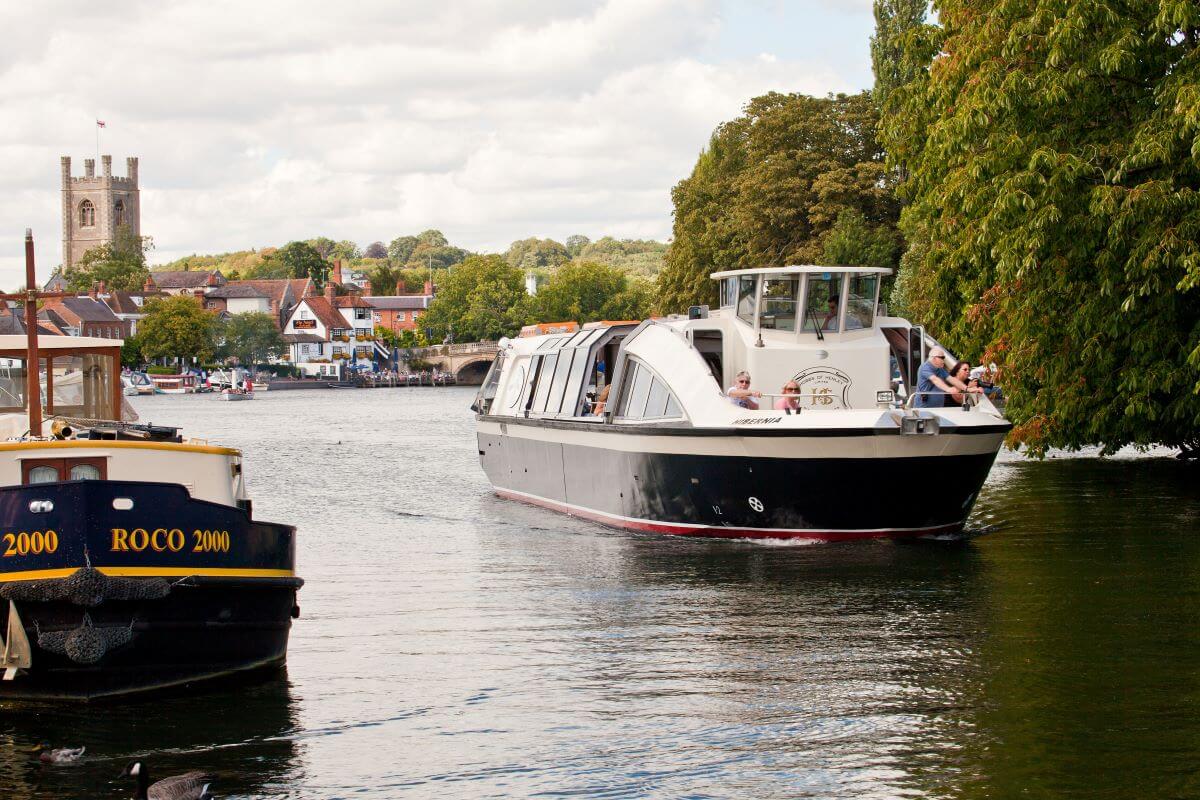 A Hobbs of Henley river cruise at Henley, by Chris Smith