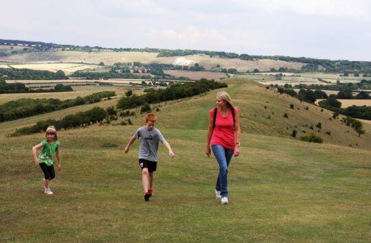 Family walking in the Chilterns AONB near Ivinghoe Beacon