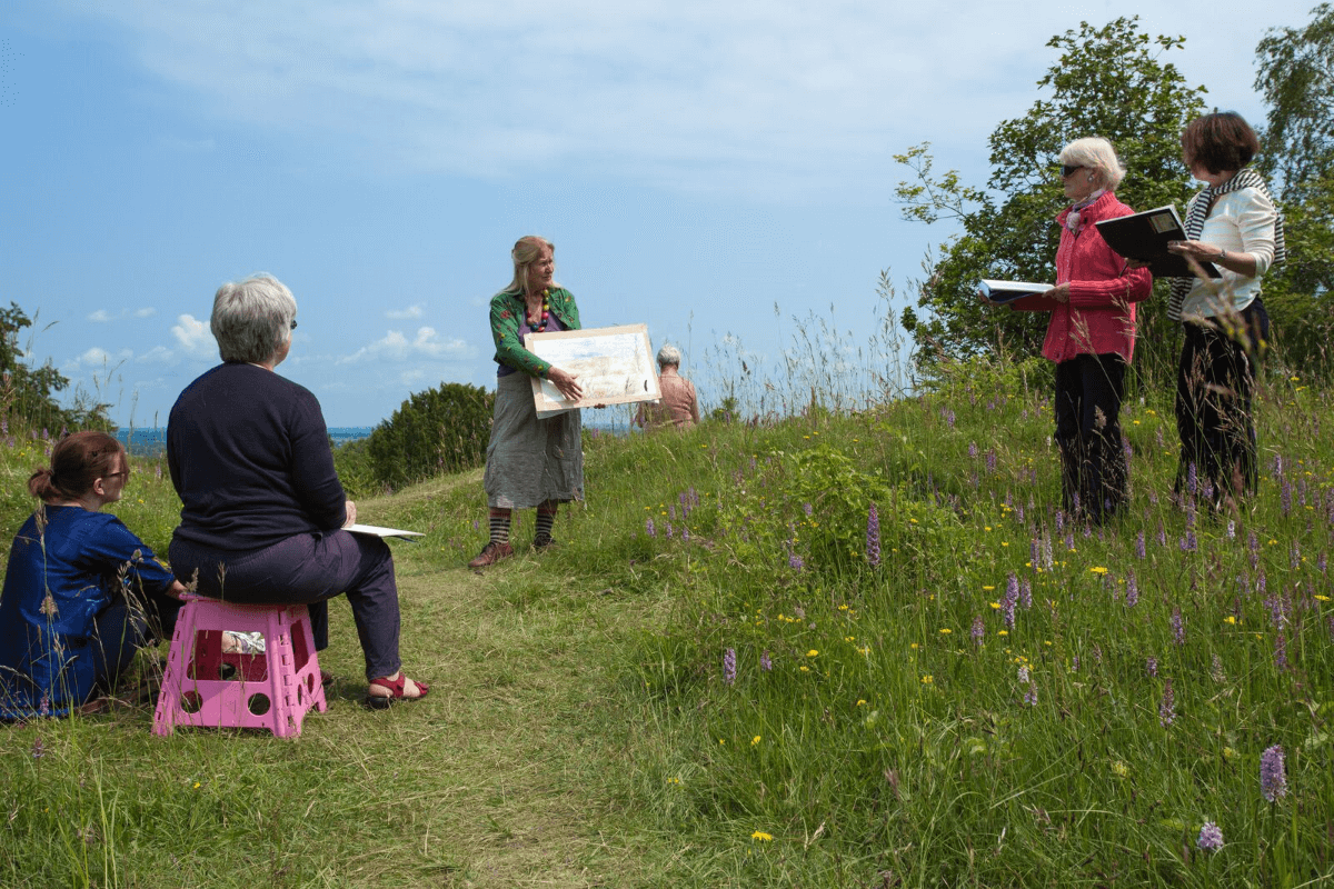 1 Experience Art walking workshop